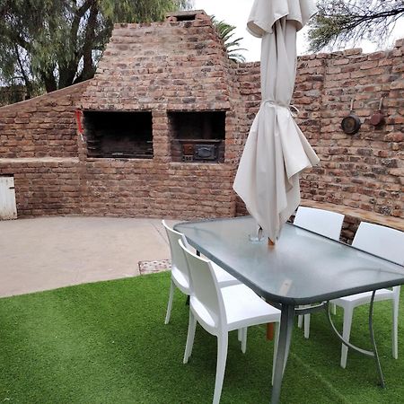 Apartamento @Mango'S Beaufort West Exterior foto