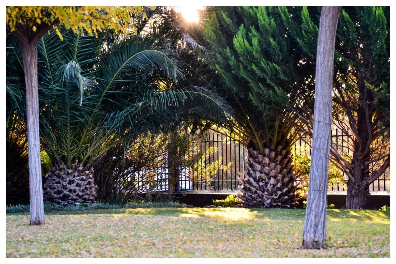 Apartamento @Mango'S Beaufort West Exterior foto