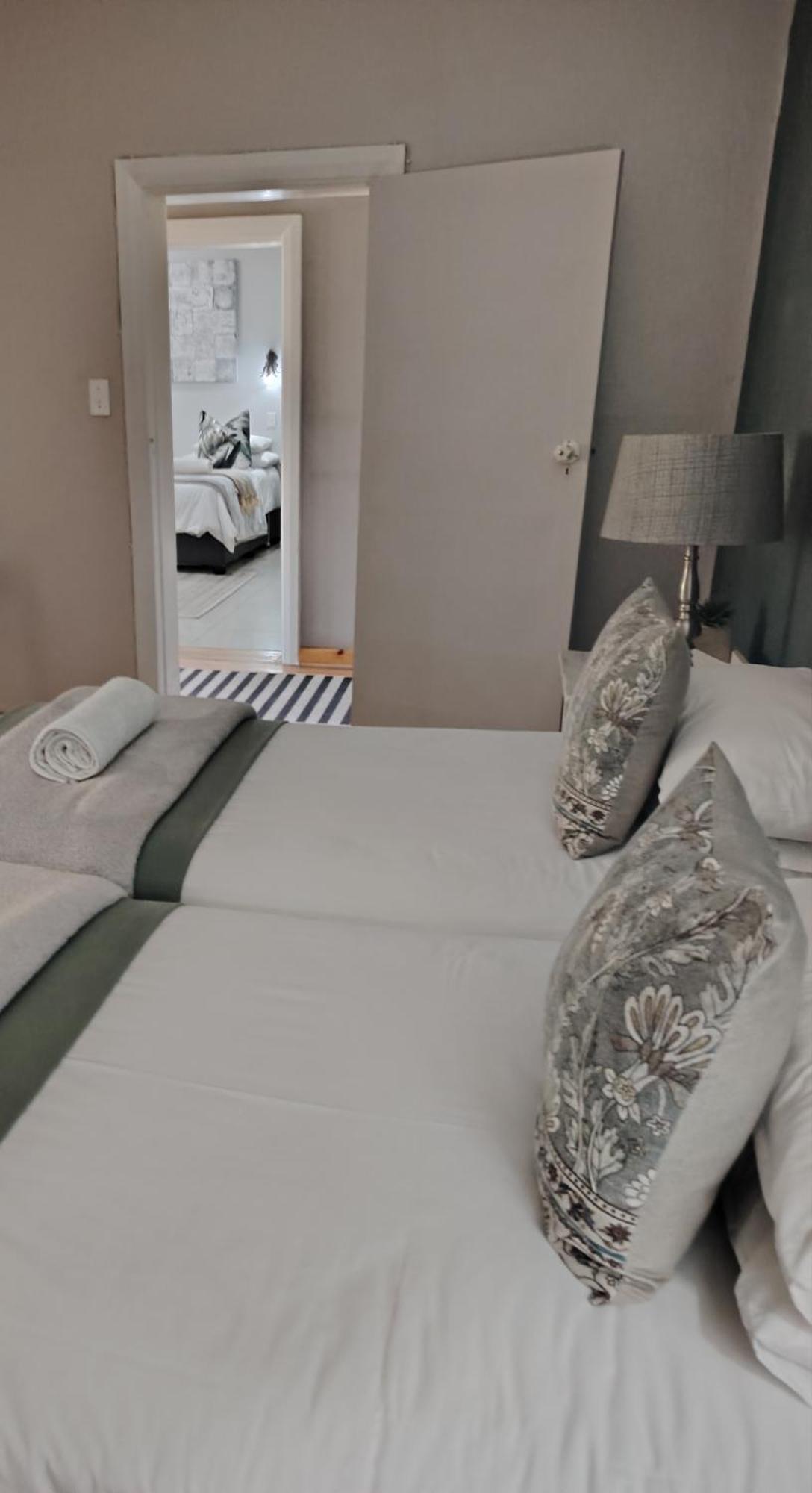 Apartamento @Mango'S Beaufort West Exterior foto